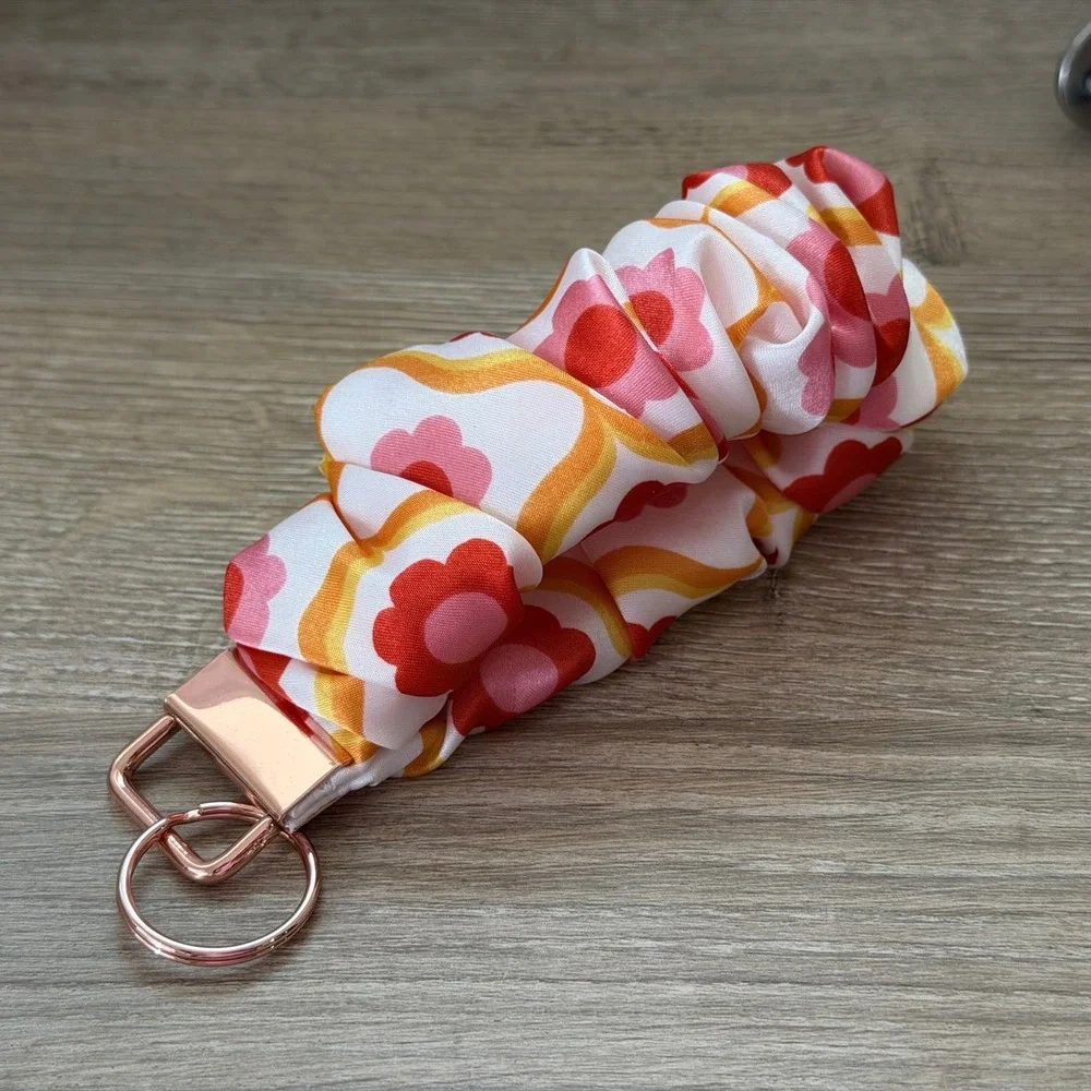 Scrunchie Keychain Wristlet Women OS Pink Orange Retro Floral Handmade